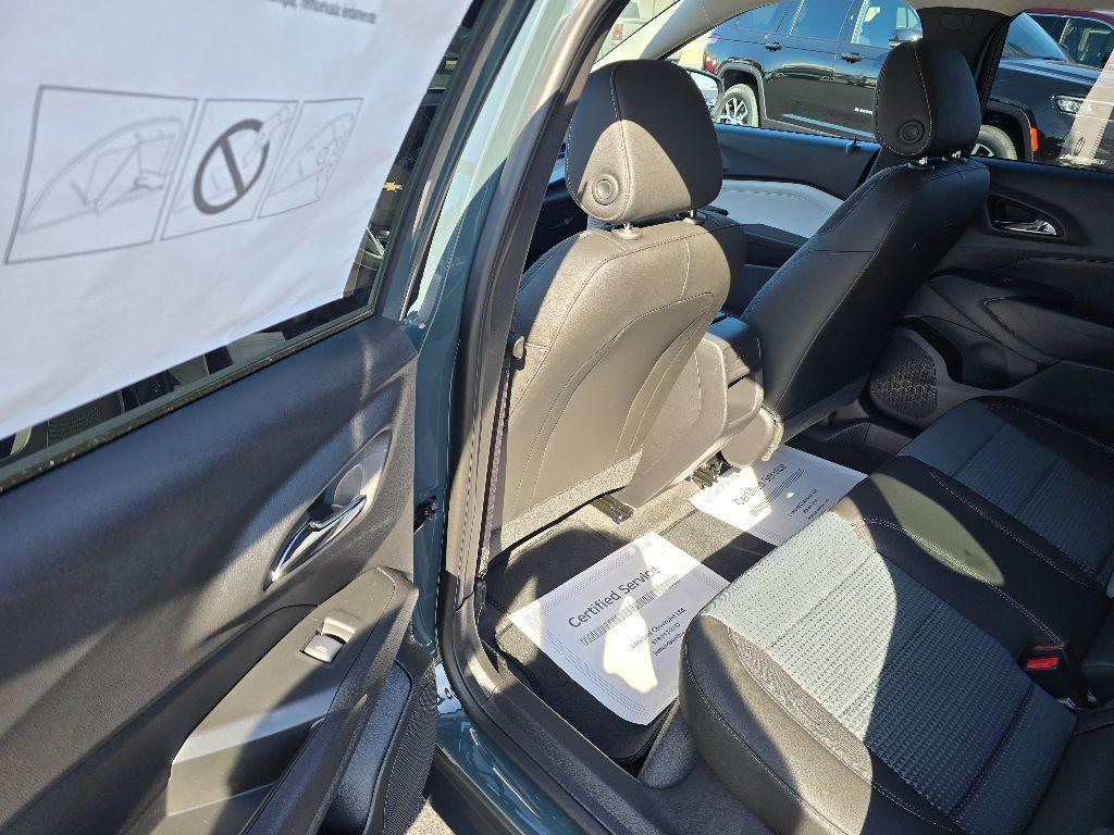 new 2025 Chevrolet Trax car, priced at $24,690