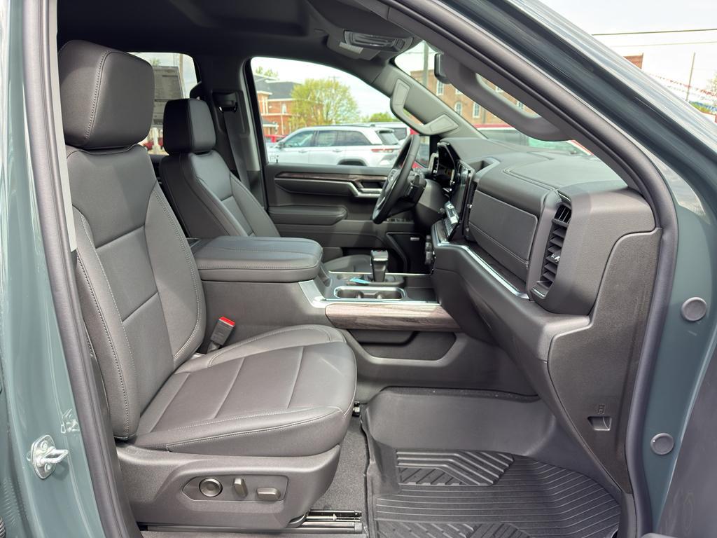 new 2025 Chevrolet Silverado 1500 car, priced at $66,025