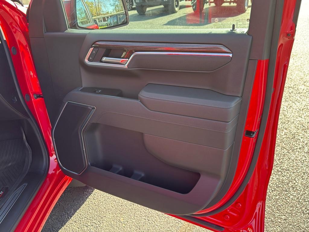 new 2025 Chevrolet Silverado 1500 car, priced at $53,990