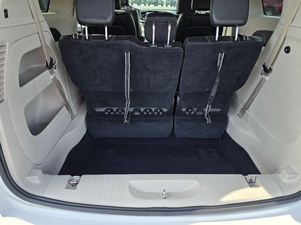 used 2023 Chrysler Pacifica car, priced at $26,995