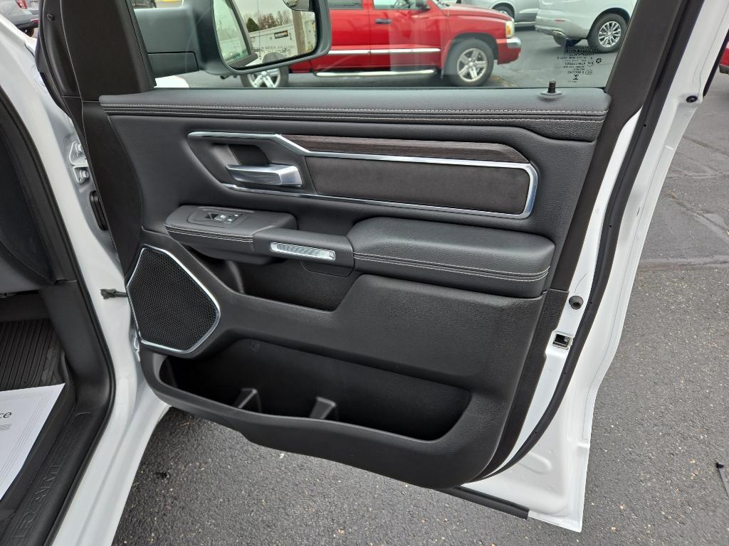 new 2025 Ram 1500 car, priced at $55,212