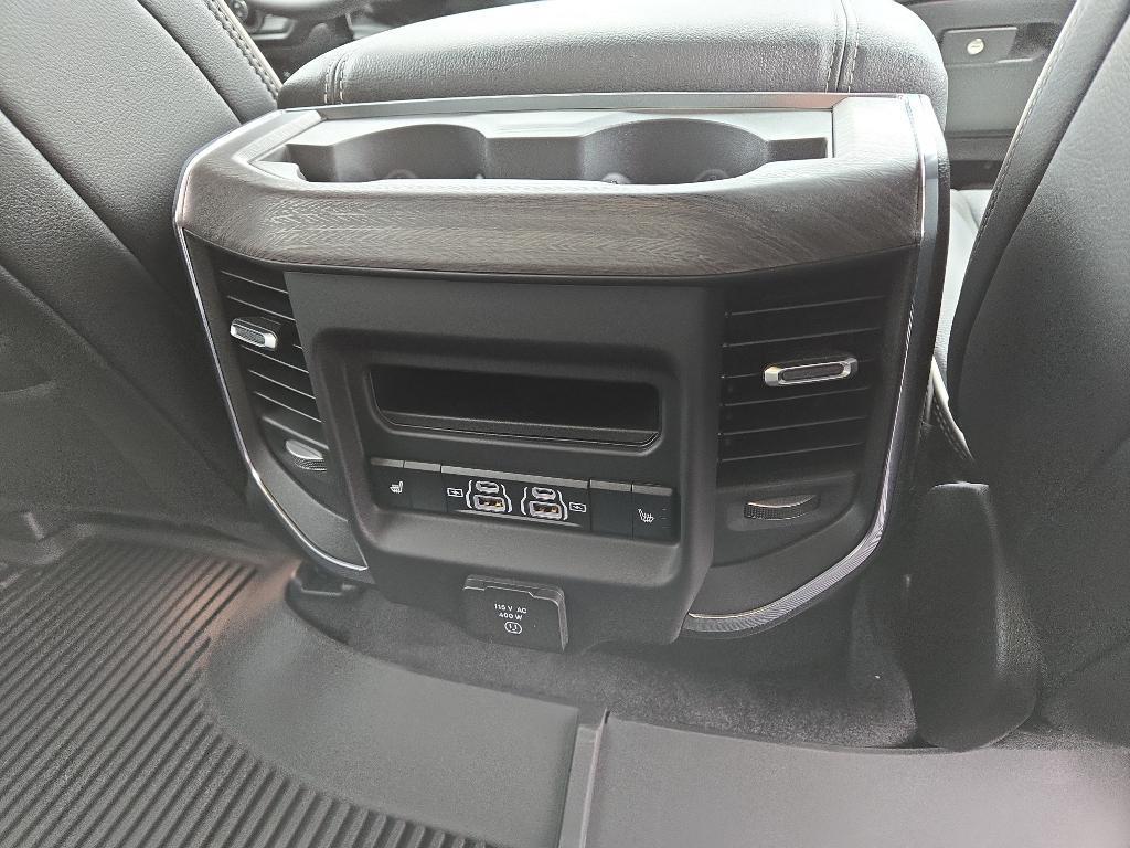 new 2025 Ram 1500 car, priced at $55,212
