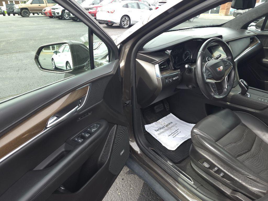 used 2019 Cadillac XT5 car, priced at $24,995