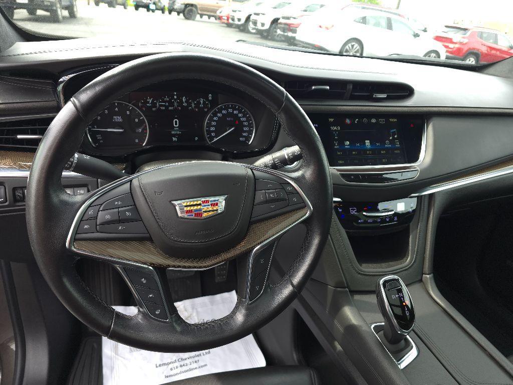 used 2019 Cadillac XT5 car, priced at $24,995