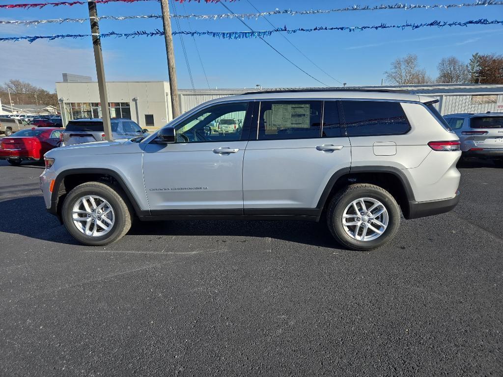 new 2025 Jeep Grand Cherokee L car, priced at $42,220