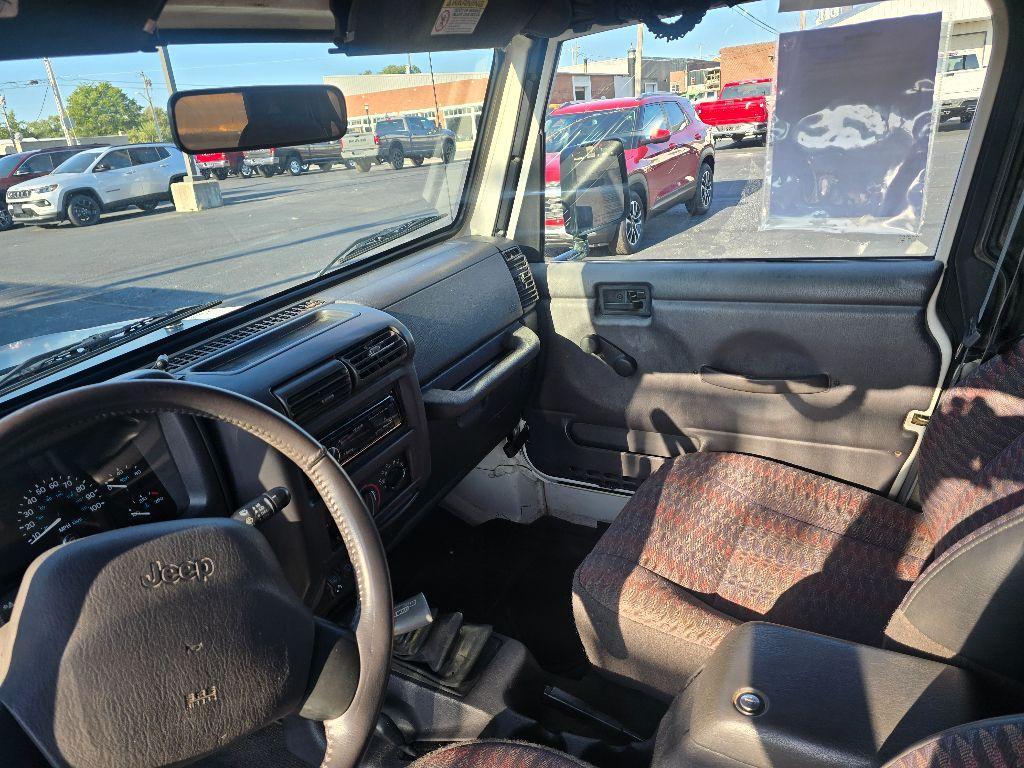 used 2000 Jeep Wrangler car, priced at $10,995