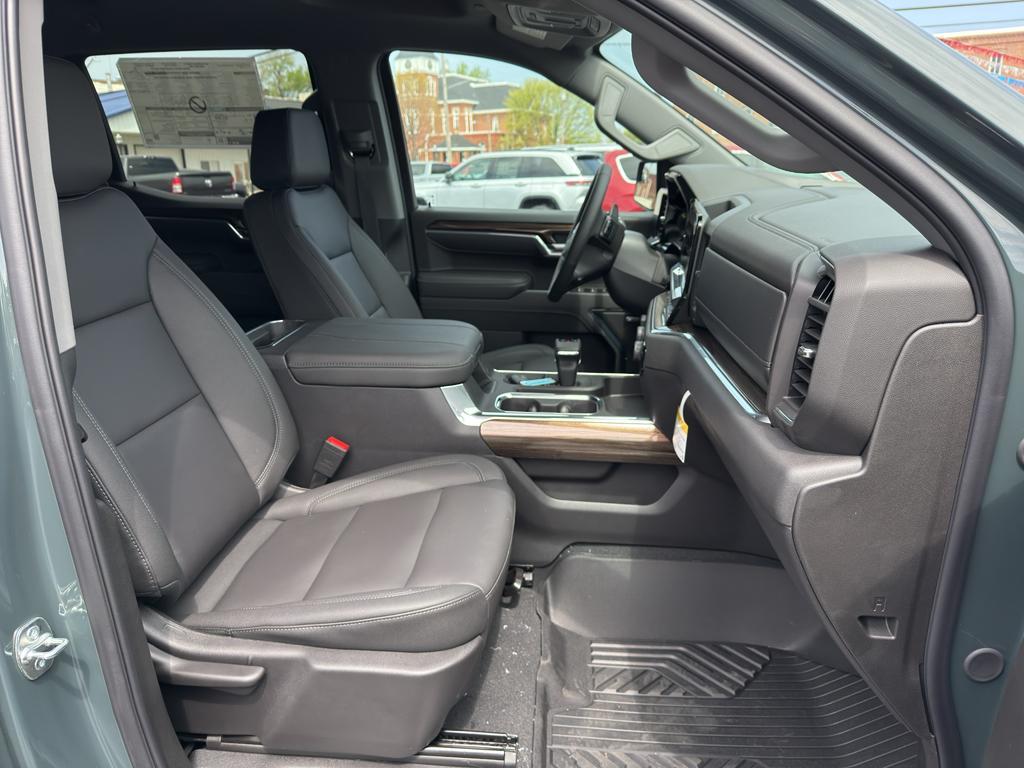 new 2025 Chevrolet Silverado 1500 car, priced at $67,265
