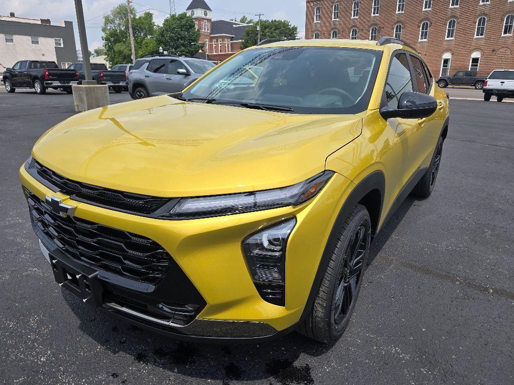 new 2025 Chevrolet Trax car, priced at $26,985