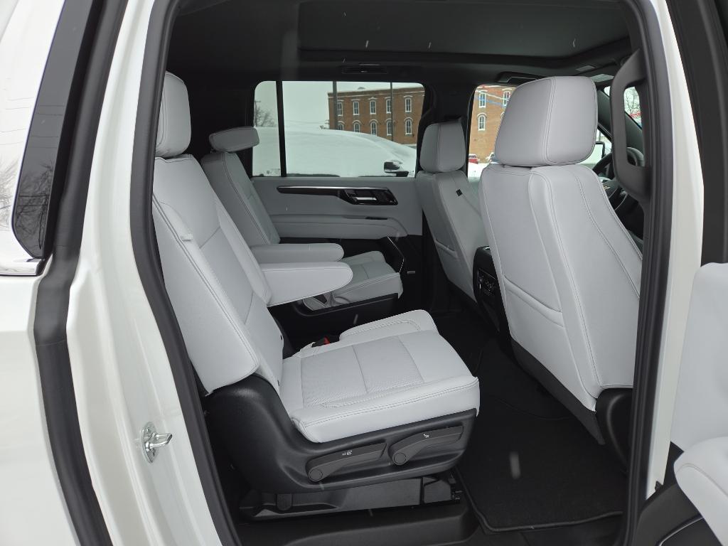 new 2025 Chevrolet Suburban car, priced at $85,705