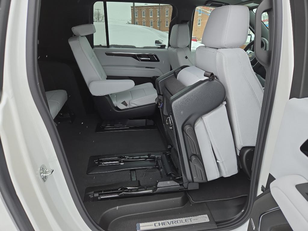 new 2025 Chevrolet Suburban car, priced at $85,705