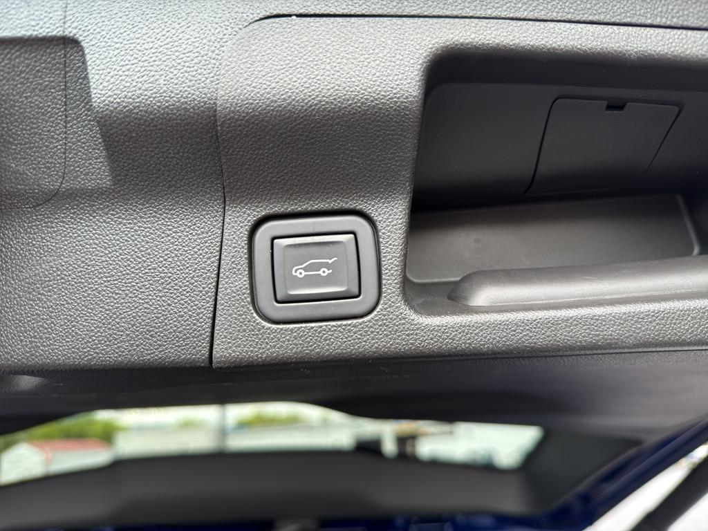 used 2023 GMC Acadia car, priced at $32,500