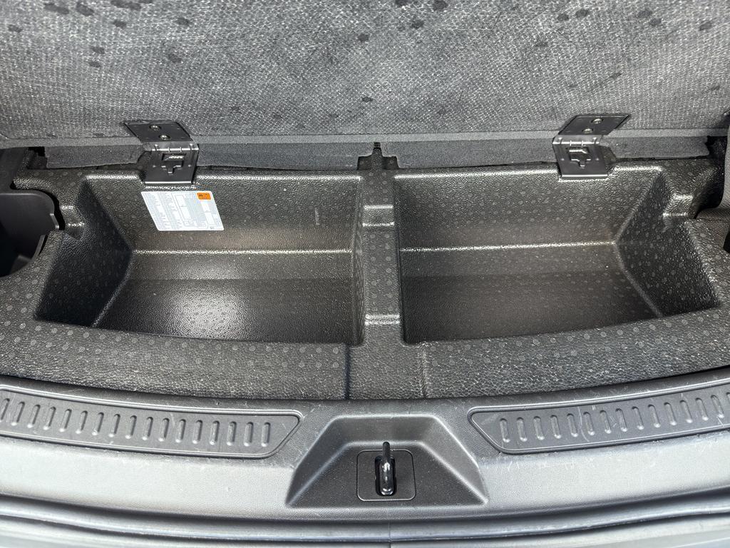 used 2023 GMC Acadia car, priced at $32,500