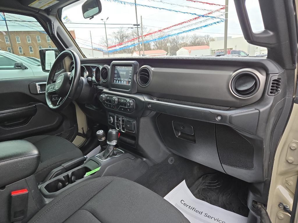 used 2022 Jeep Gladiator car, priced at $31,995