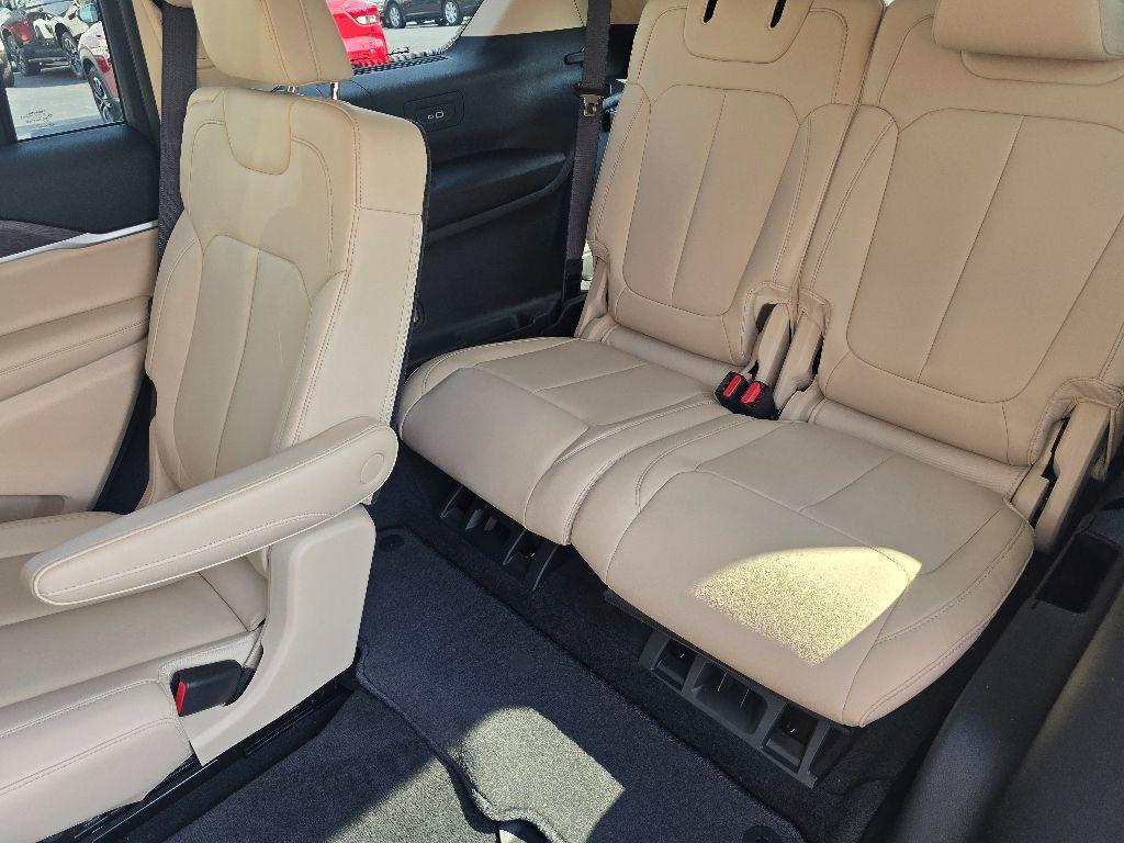 used 2021 Jeep Grand Cherokee L car, priced at $31,995