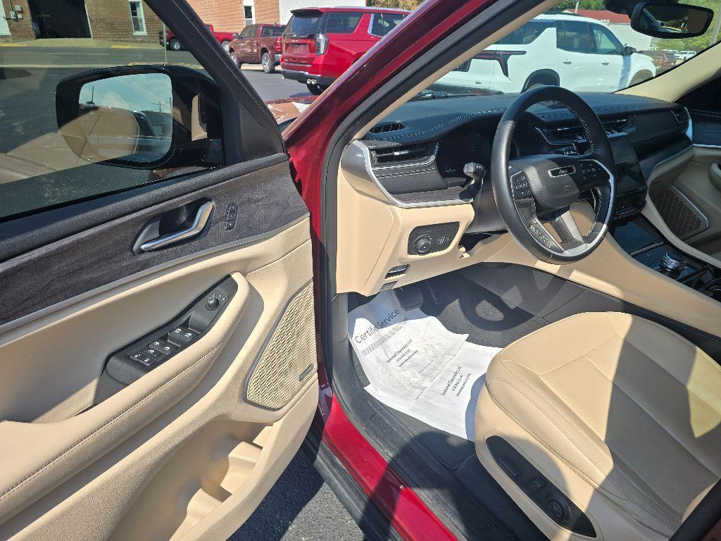 used 2021 Jeep Grand Cherokee L car, priced at $31,995