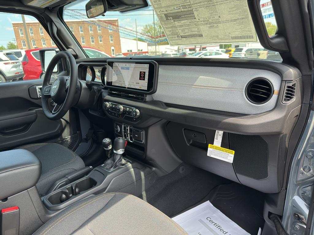 new 2025 Jeep Wrangler car, priced at $52,940