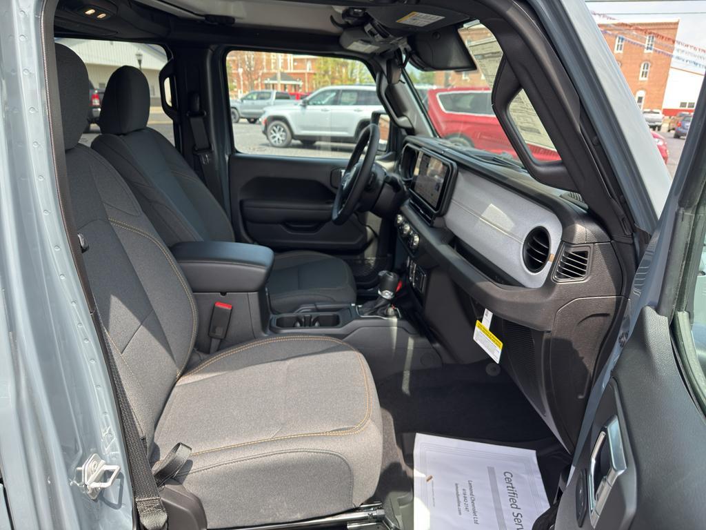new 2025 Jeep Wrangler car, priced at $52,940