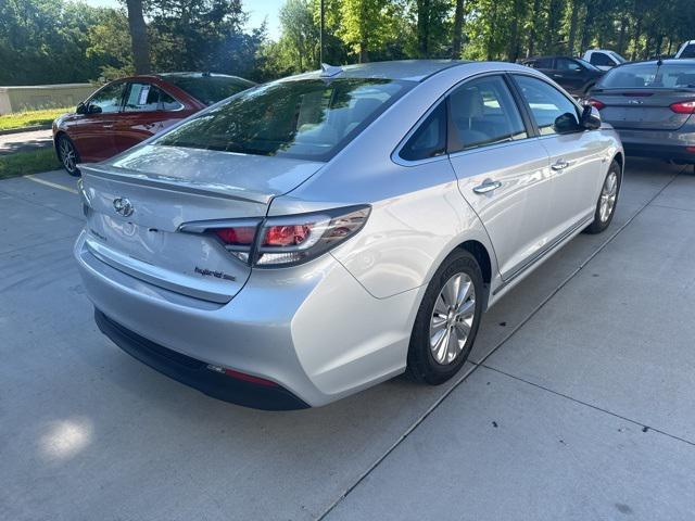 used 2016 Hyundai Sonata Hybrid car, priced at $14,400