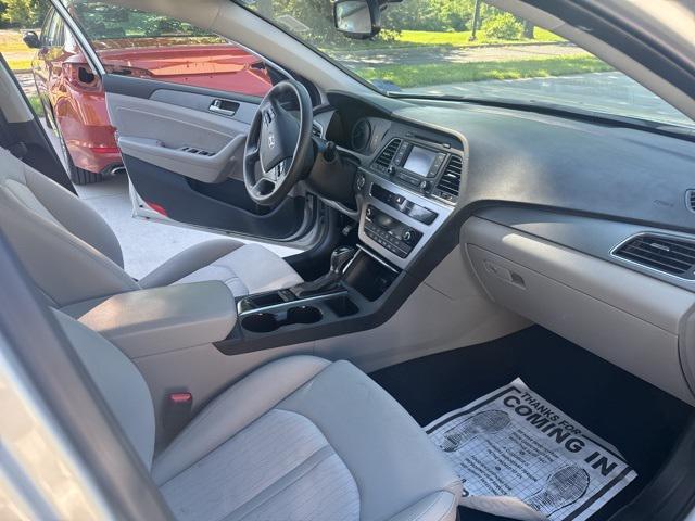 used 2016 Hyundai Sonata Hybrid car, priced at $14,400