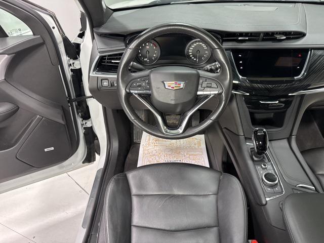 used 2022 Cadillac XT6 car, priced at $39,000
