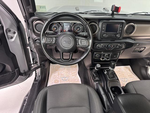 used 2020 Jeep Gladiator car, priced at $25,592