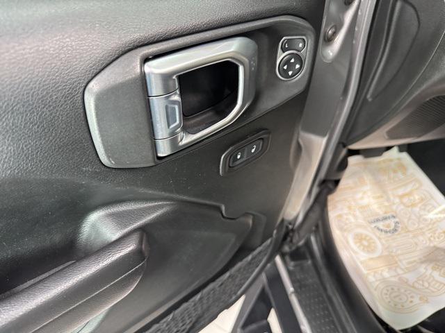 used 2020 Jeep Gladiator car, priced at $25,592