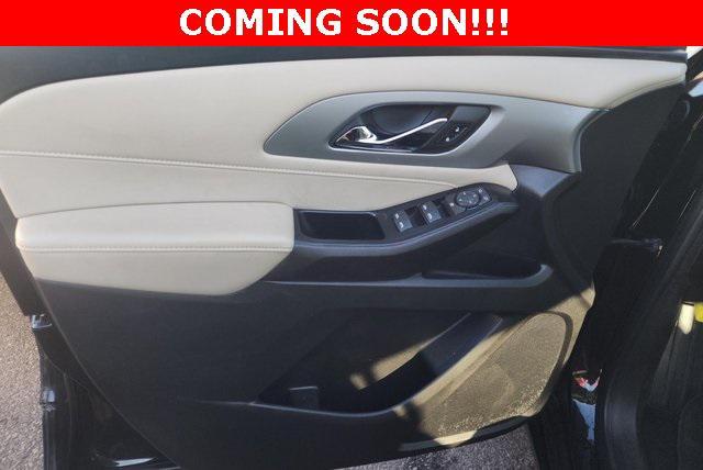 used 2023 Chevrolet Traverse car, priced at $23,532