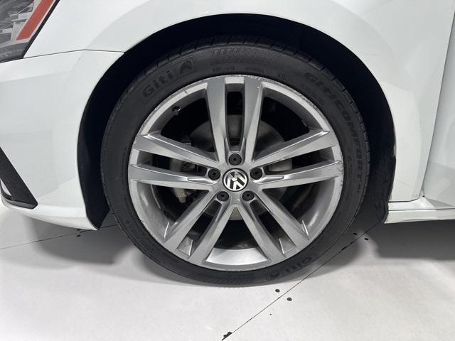 used 2018 Volkswagen Passat car, priced at $13,977