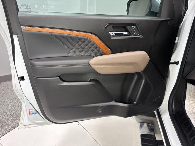 used 2023 GMC Canyon car, priced at $41,920