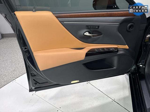 used 2025 Lexus ES 350 car, priced at $42,500