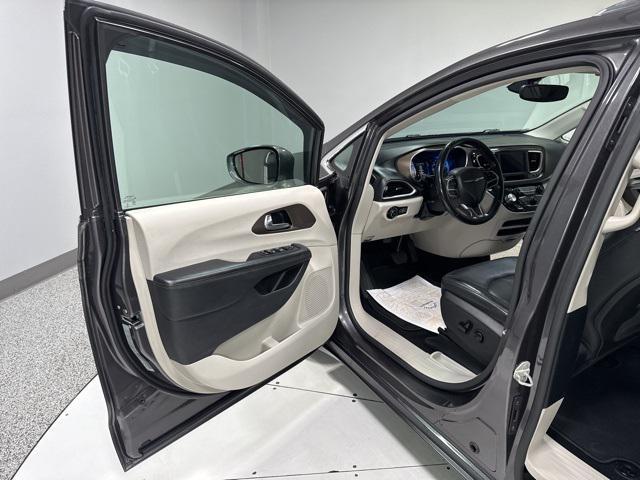 used 2019 Chrysler Pacifica car, priced at $22,000