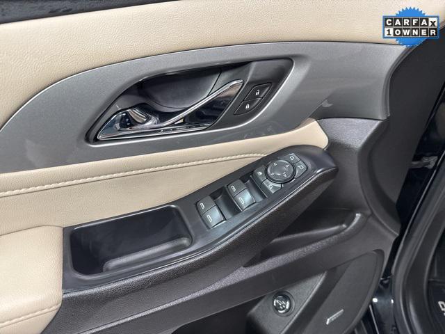 used 2022 Chevrolet Traverse car, priced at $31,905