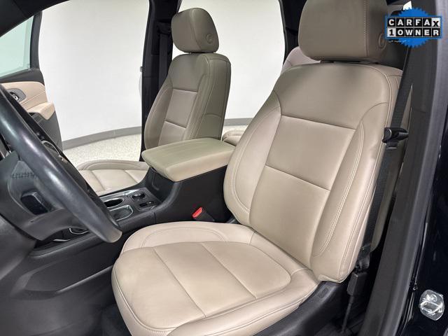 used 2022 Chevrolet Traverse car, priced at $31,905
