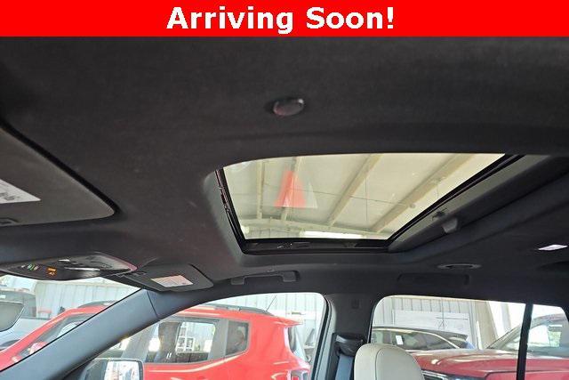 used 2022 Chevrolet Traverse car, priced at $31,905