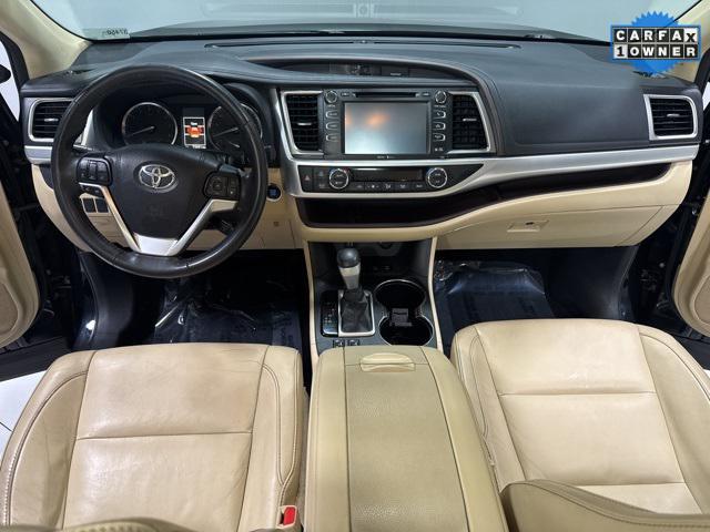 used 2015 Toyota Highlander car, priced at $22,487