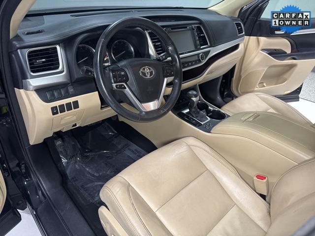 used 2015 Toyota Highlander car, priced at $22,487