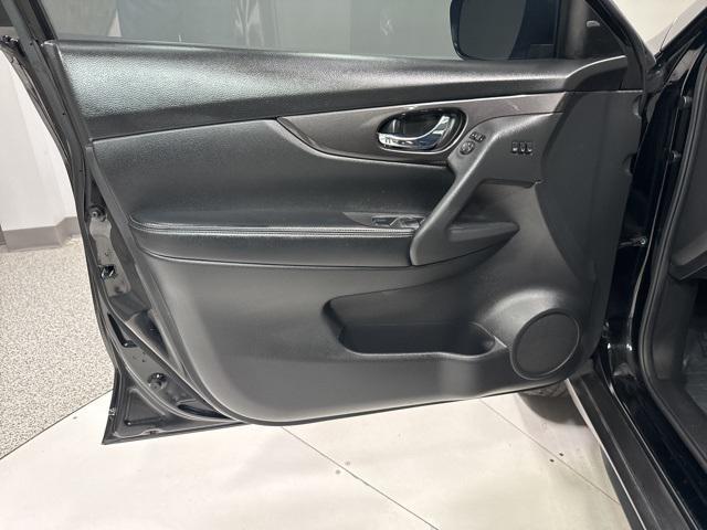 used 2019 Nissan Rogue car, priced at $20,000