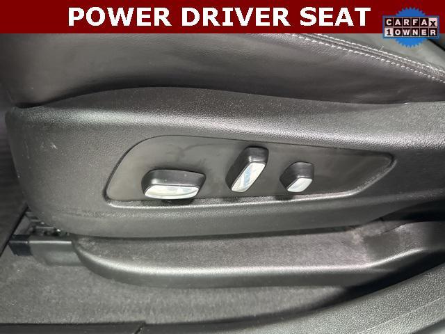 used 2023 Cadillac XT5 car, priced at $34,000