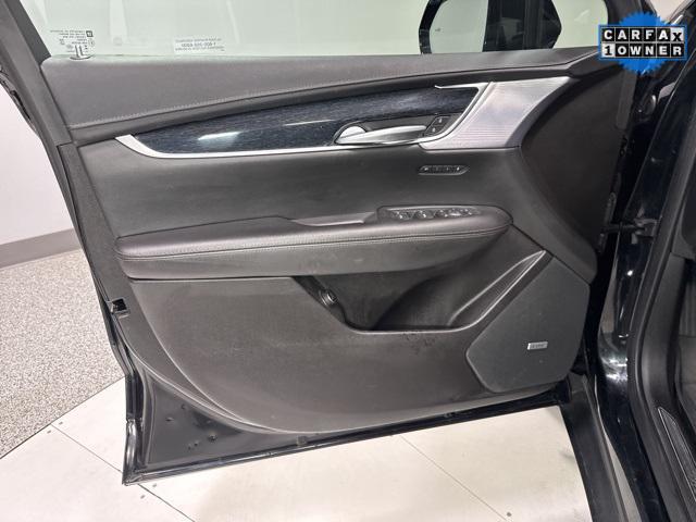 used 2023 Cadillac XT5 car, priced at $34,000