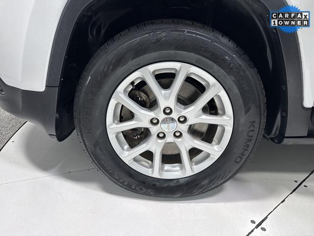 used 2018 Jeep Cherokee car, priced at $15,466