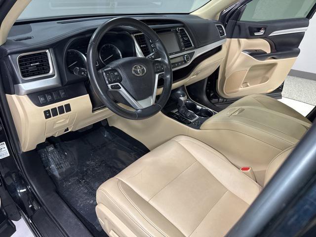 used 2019 Toyota Highlander car, priced at $25,000