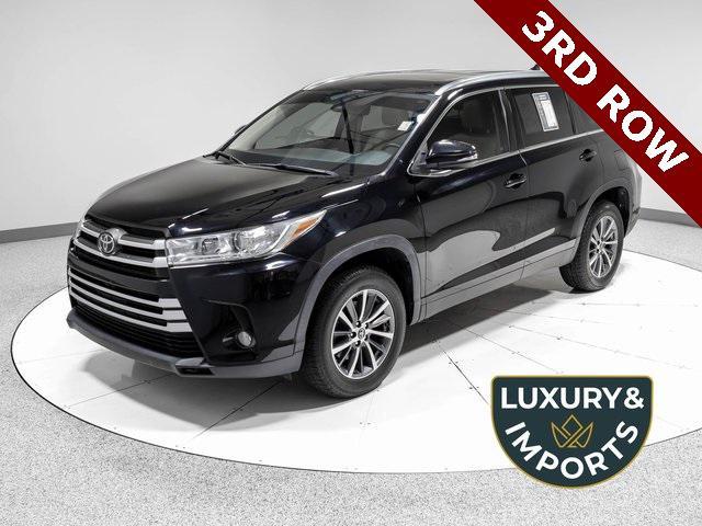 used 2019 Toyota Highlander car, priced at $25,951