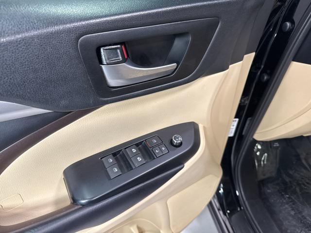 used 2019 Toyota Highlander car, priced at $25,000