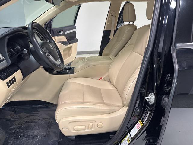 used 2019 Toyota Highlander car, priced at $25,000