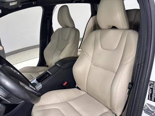 used 2017 Volvo V60 car, priced at $16,500