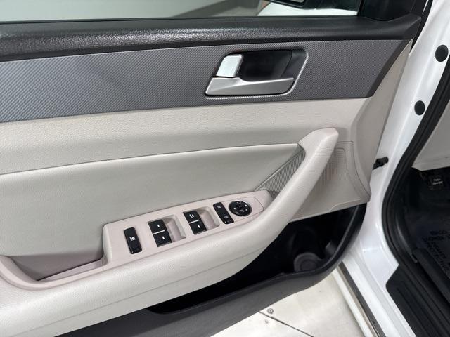 used 2016 Hyundai Sonata Hybrid car, priced at $12,897