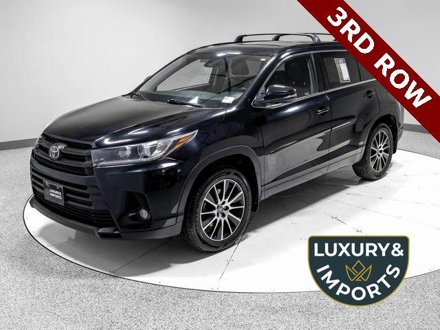 used 2018 Toyota Highlander car, priced at $26,500