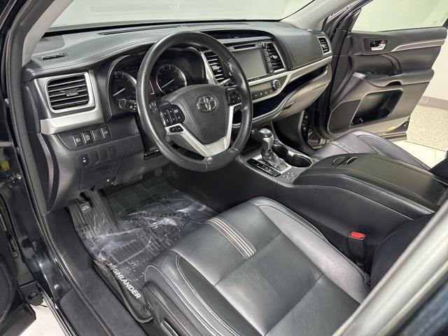 used 2018 Toyota Highlander car, priced at $26,500