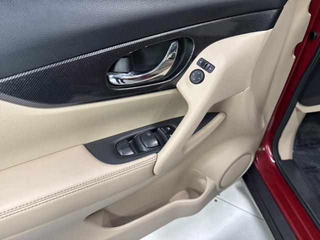 used 2016 Nissan Rogue car, priced at $15,564