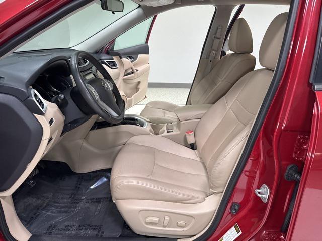 used 2016 Nissan Rogue car, priced at $15,564